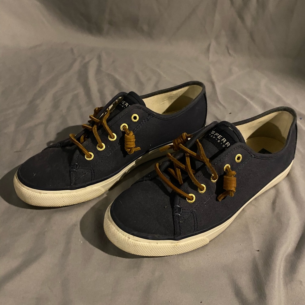 Shoes - Picture 2 of 2